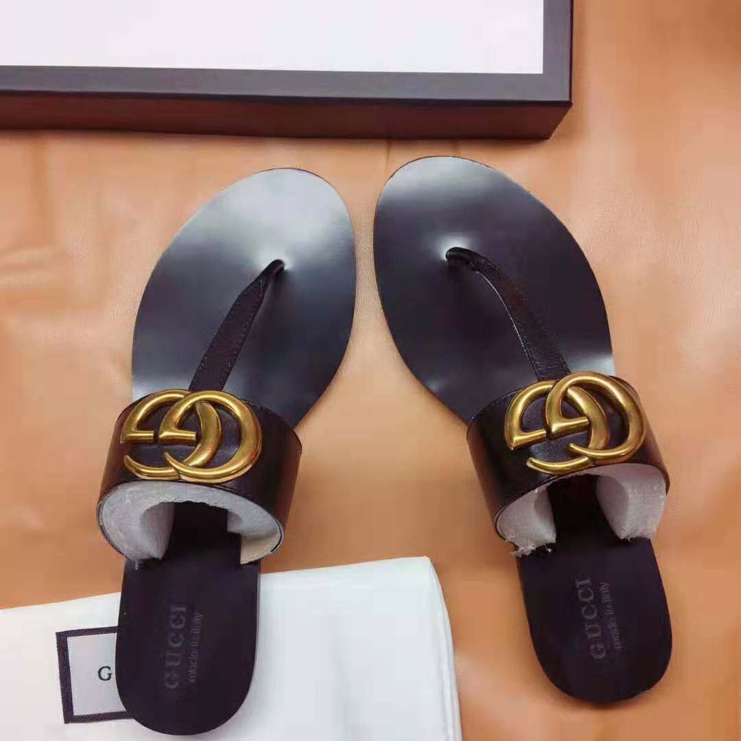 Gucci Men Leather Thong Sandal with Double G-Black