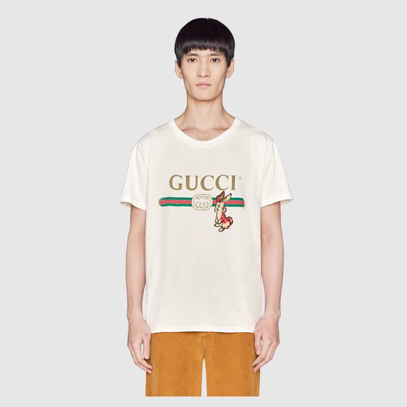 Gucci Men Oversize T-Shirt with Gucci Logo and Rabbit-Beige
