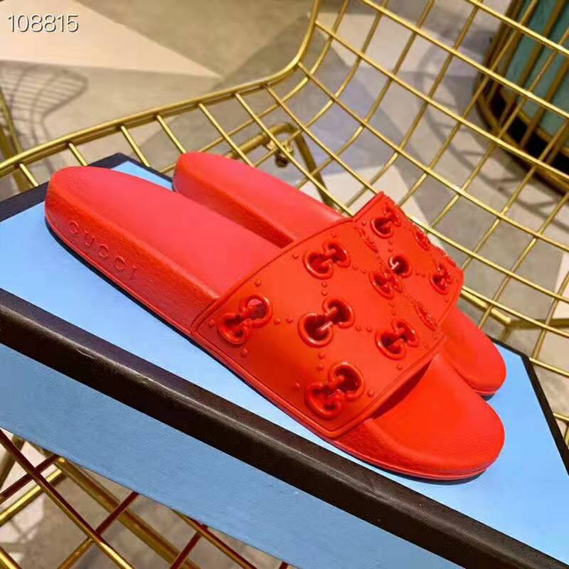 Gucci Men’s Rubber GG Slide Sandal-Red