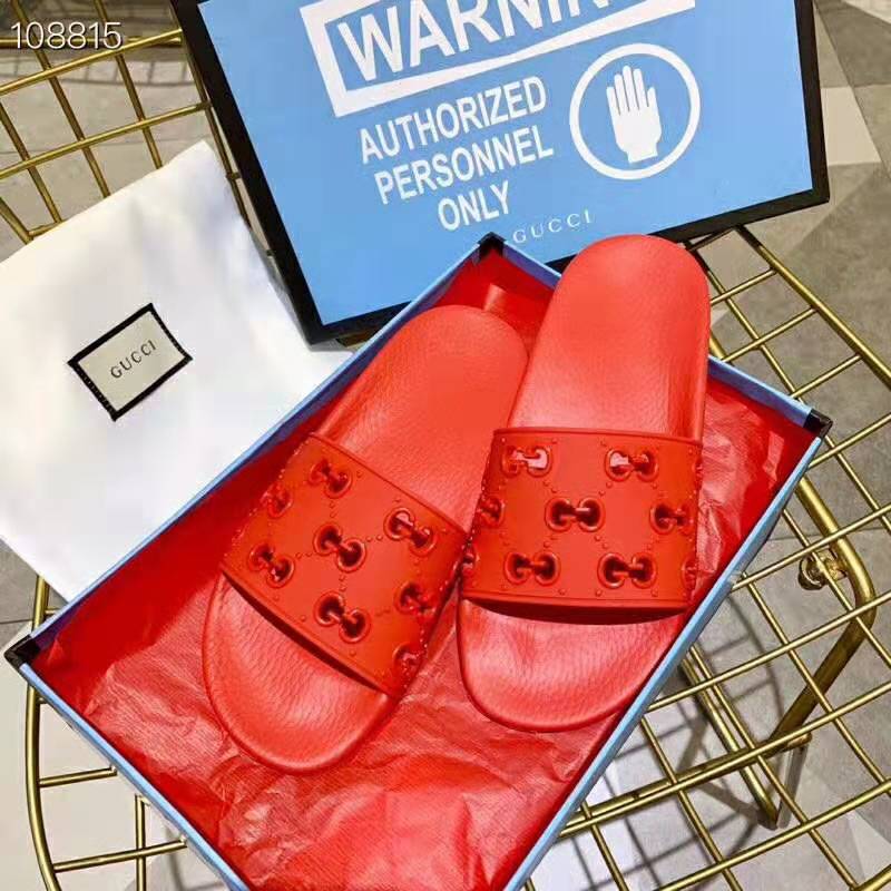 Gucci Men’s Rubber GG Slide Sandal-Red
