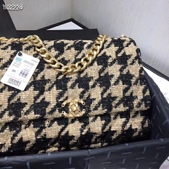 Chanel Women 19 Maxi Flap Bag-Black and Sandy