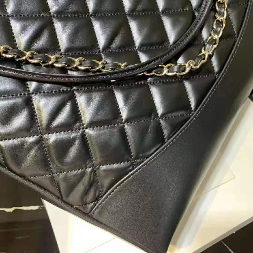 Chanel Women 31 Shopping Bag in Calfskin Leather-Black