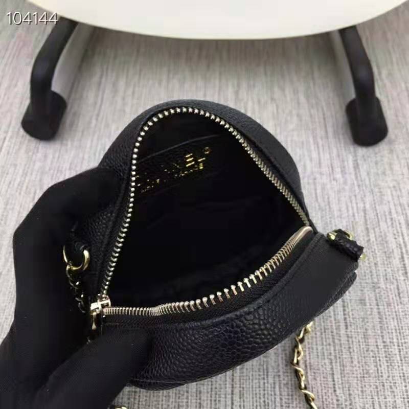 Chanel Women Classic Clutch with Chain in Grained Calfskin Leather-Black