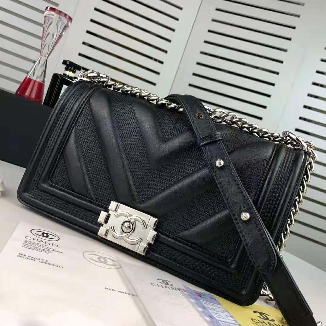 Chanel Women Flap Bag with Top Handle in Calfskin-Black