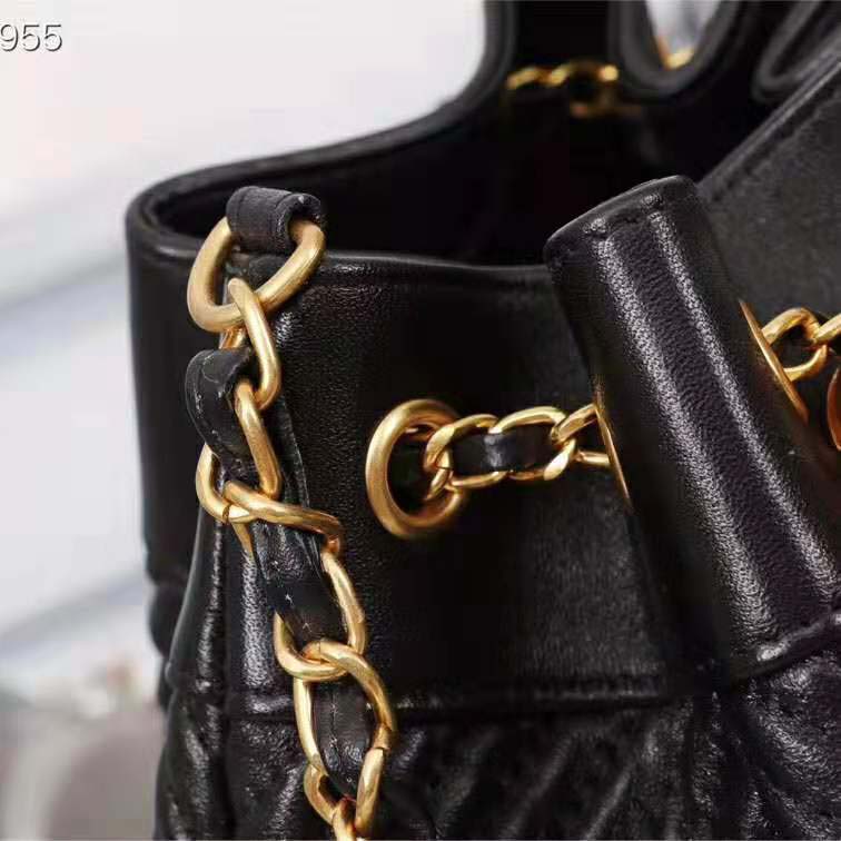 Chanel Women Drawstring Bag in Lambskin Leather-Black