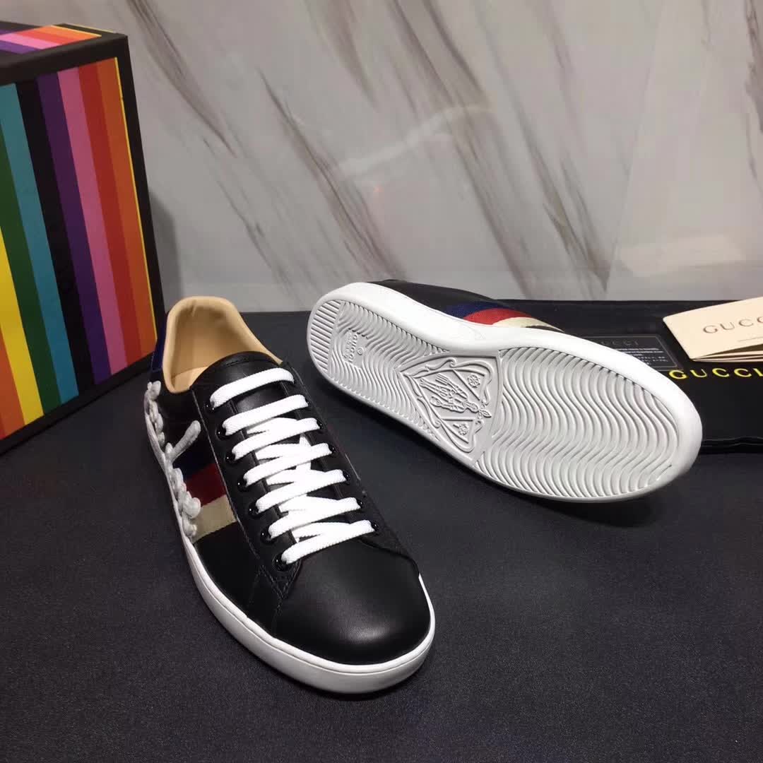 Gucci Men Ace Embroidered Sneaker Shoes in Leather with Sylvie Web-Black