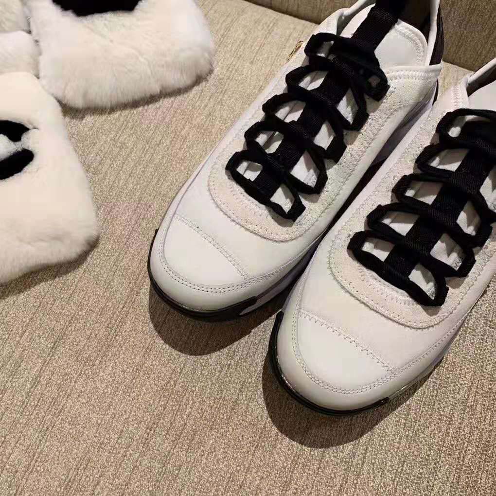 Chanel Women Sneakers in Velvet Calfskin & Mixed Fibers 1 cm Heel-Beige