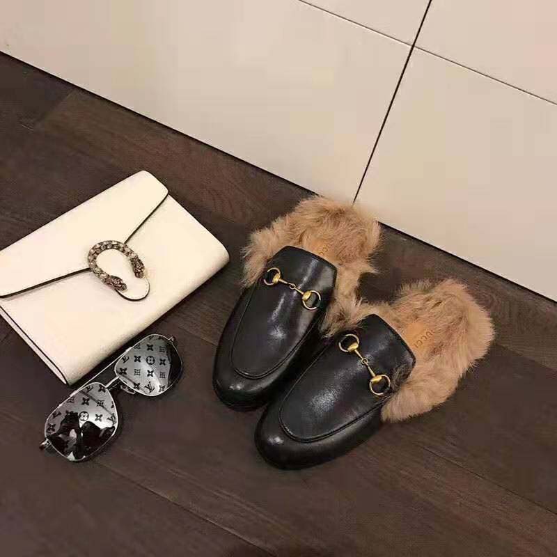 Gucci Men Princetown Leather Slipper with Lamb Wool-Black