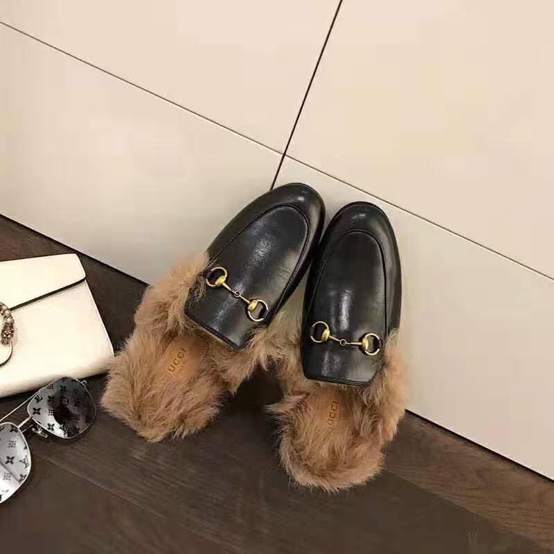 Gucci Men Princetown Leather Slipper with Lamb Wool-Black