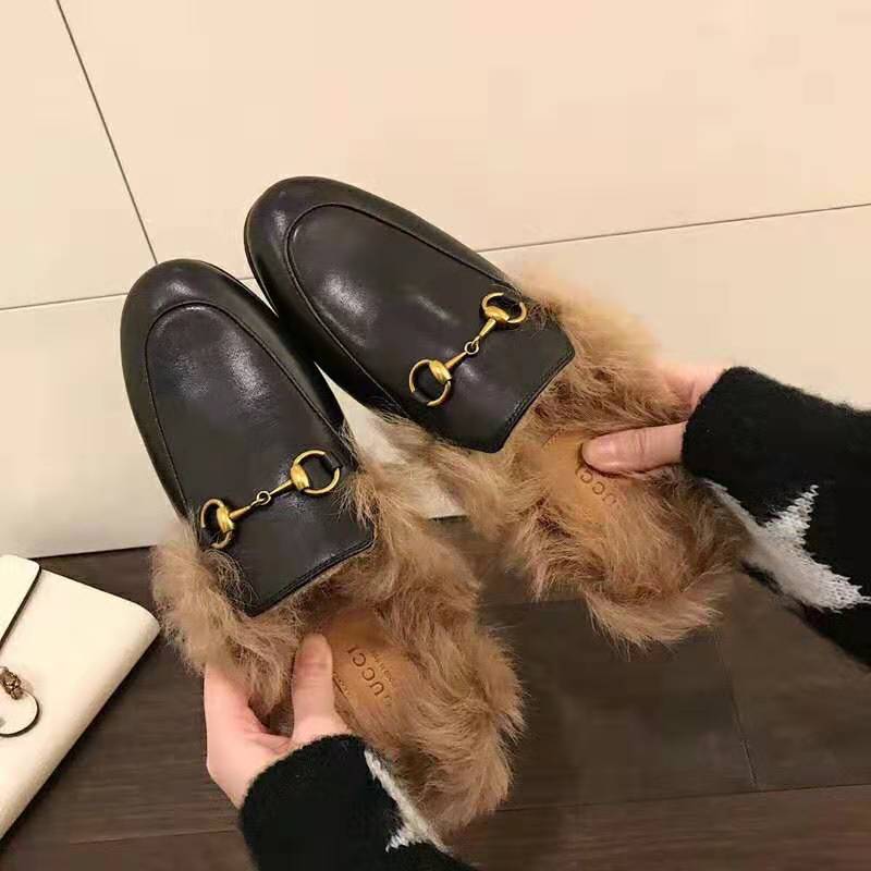 Gucci Men Princetown Leather Slipper with Lamb Wool-Black
