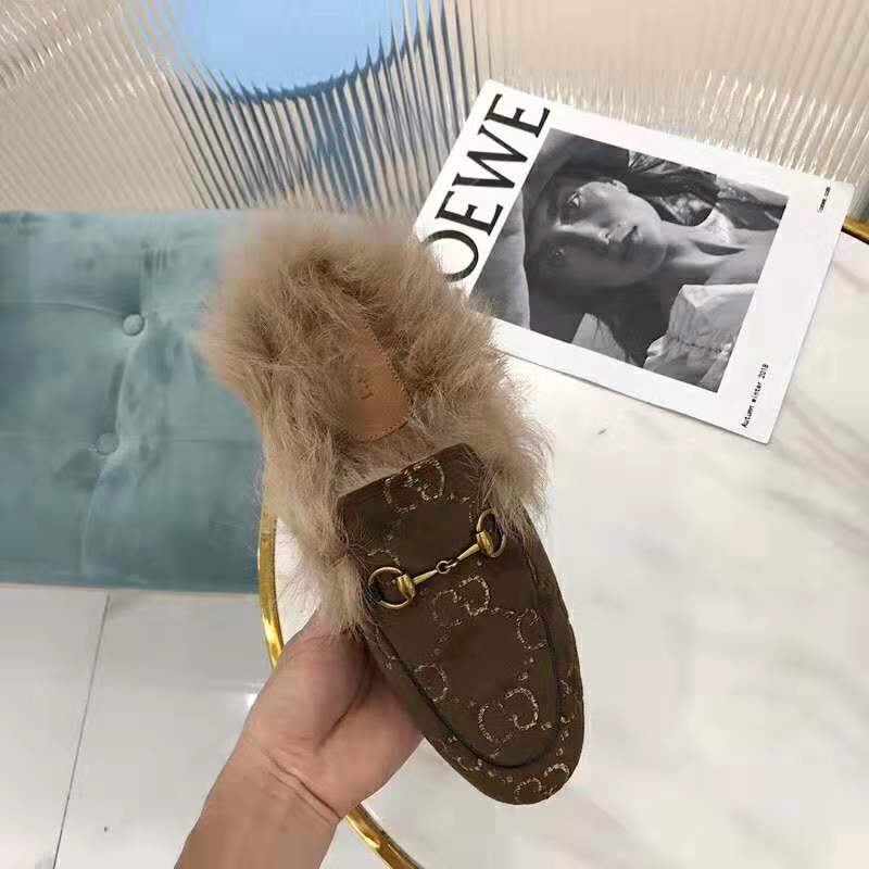 Gucci Unisex Princetown GG Velvet Slipper in Lamb Wool-Brown