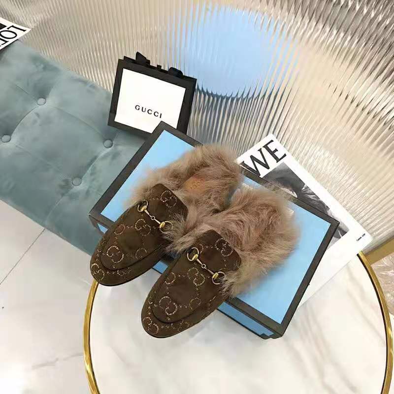 Gucci Unisex Princetown GG Velvet Slipper in Lamb Wool-Brown