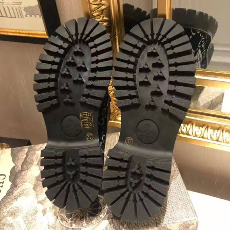 Gucci Women GG Velvet Lug Sole Loafer in GG Velvet 2.5 cm Heel-Navy