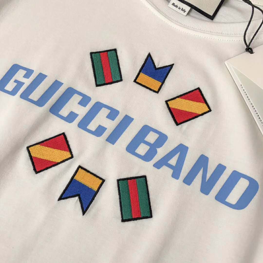 Gucci Women Gucci Band Oversize Print T-Shirt in White Cotton Jersey