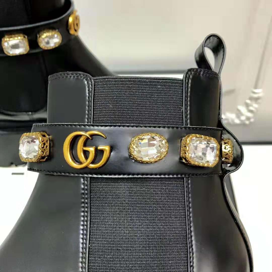 Gucci Women Gucci Leather Ankle Boot with Belt in Black Leather 6 cm Heel