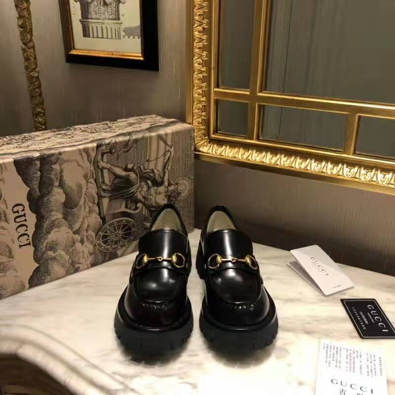 Gucci Women Gucci Leather Lug Sole Loafer in Black Shiny Leather 2.5 cm Heel