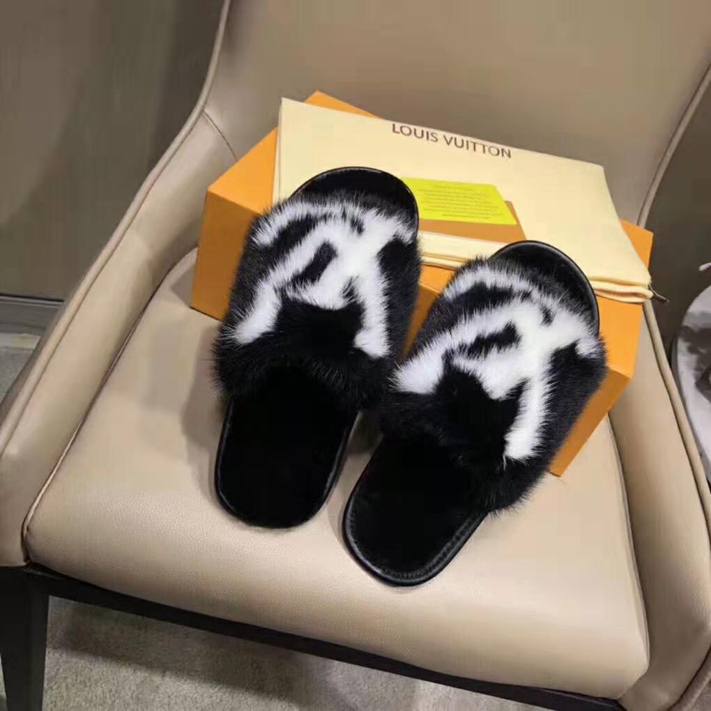 Louis Vuitton LV Women Homey Flat Mule in Mink Fur-Black
