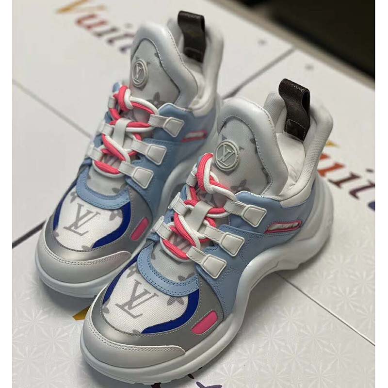 Louis Vuitton LV Women LV Archlight Sneaker in Leather and Technical Fabrics-Blue
