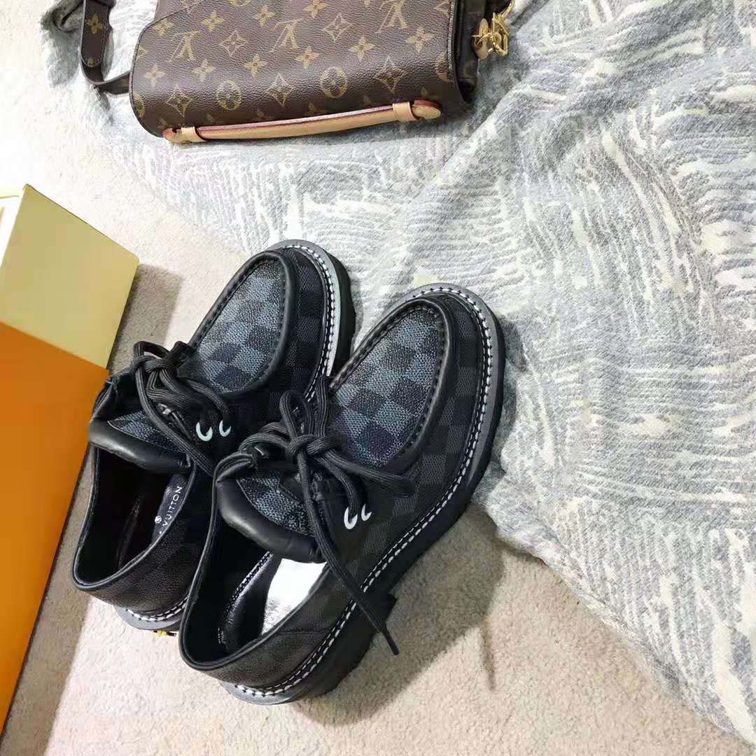 Louis Vuitton LV Women LV Beaubourg Platform Derby in Damier Graphite Canvas-Grey