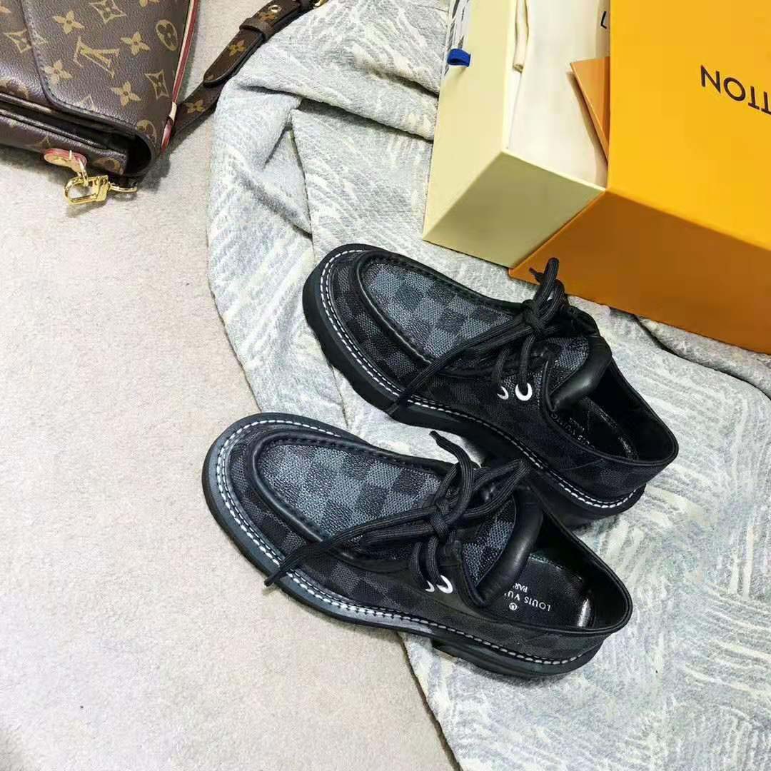 Louis Vuitton LV Women LV Beaubourg Platform Derby in Damier Graphite Canvas-Grey