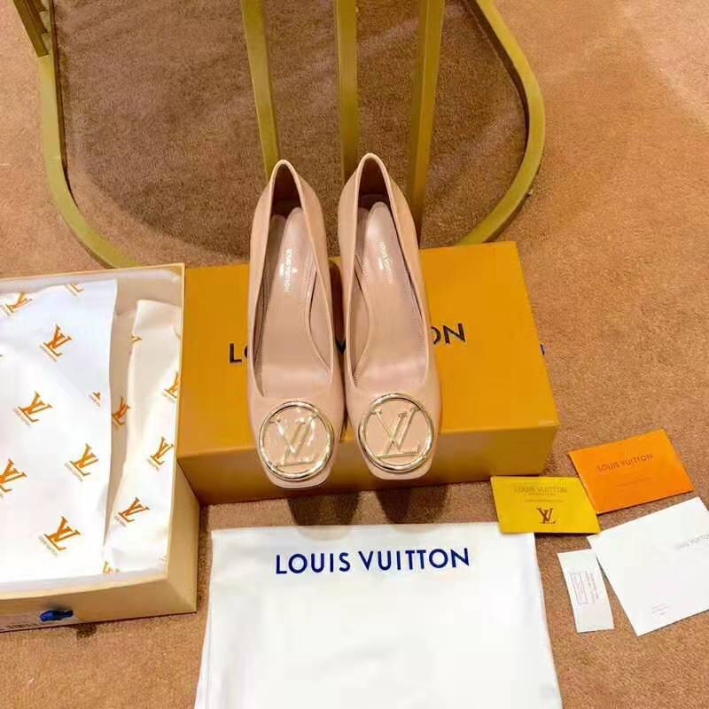 Louis Vuitton LV Women Madeleine Pump in Smooth Calf Leather with Versize LV Circle Signature-Sandy