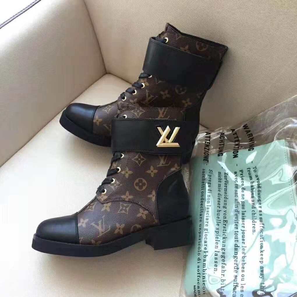 Louis Vuitton LV Women Wonderland Flat Ranger in Patent Monogram Canvas-Brown
