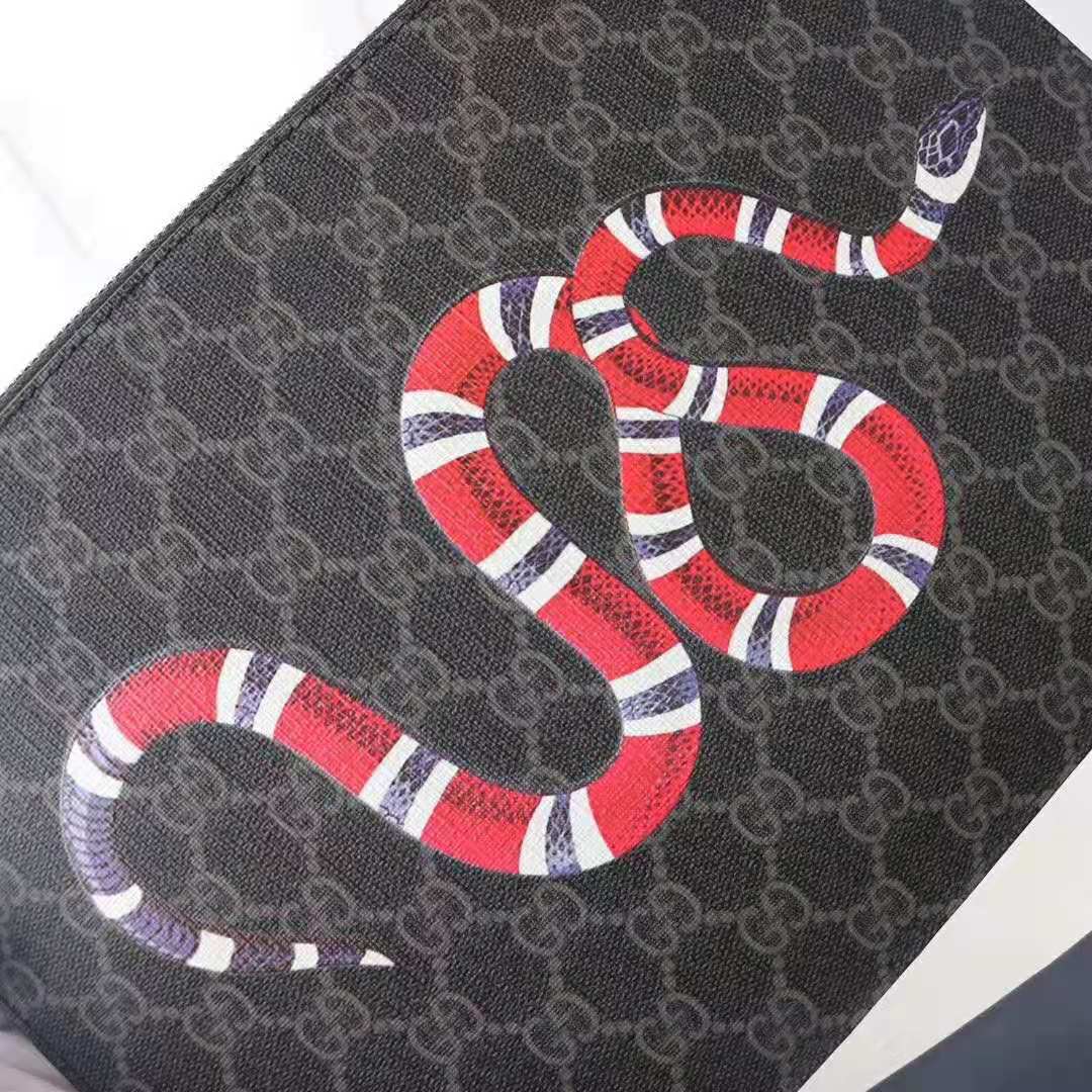 Gucci GG Men Gucci Bestiary Pouch with Kingsnake in Black/Grey GG Supreme Canvas