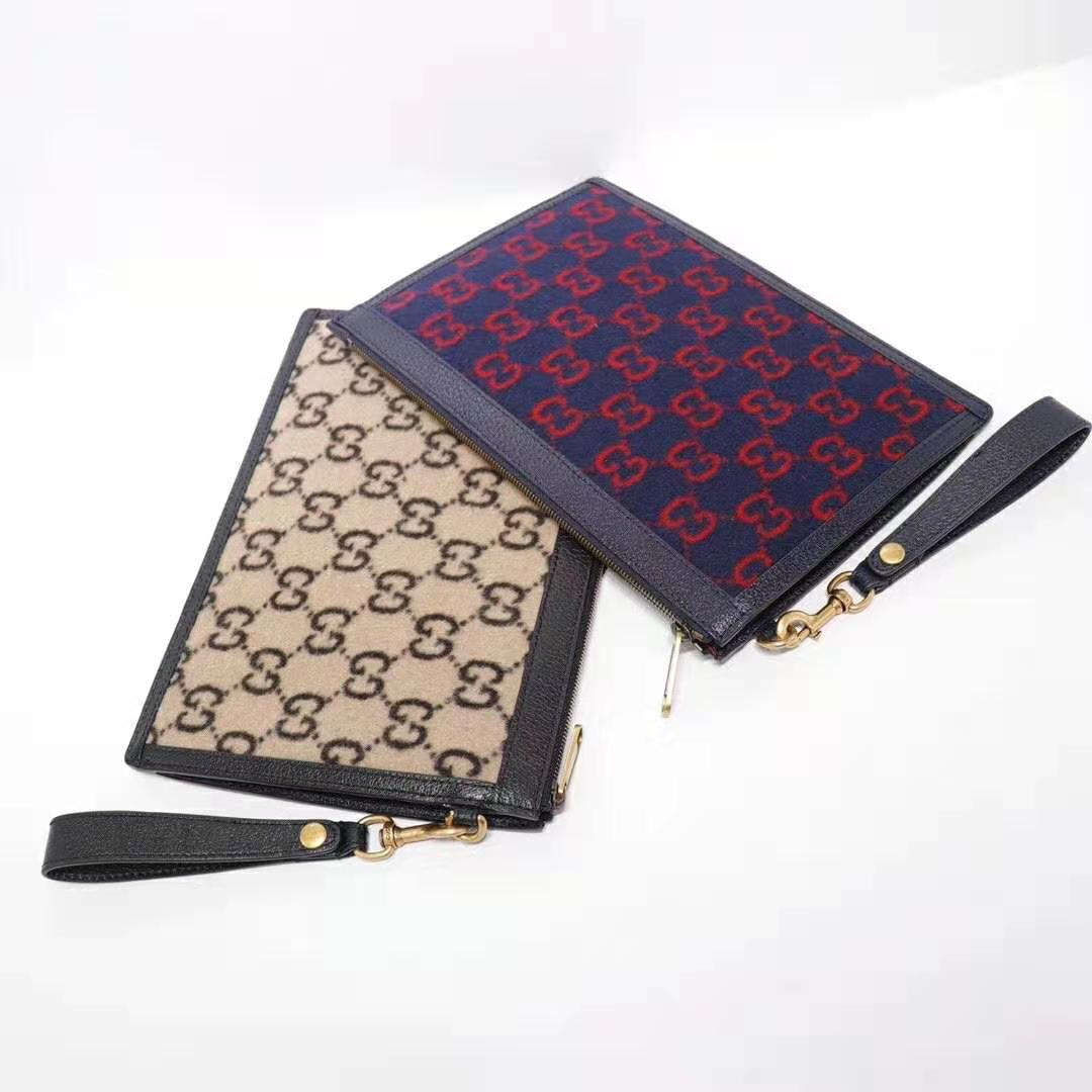 Gucci GG Unisex GG Wool Pouch in Blue and Red GG Wool