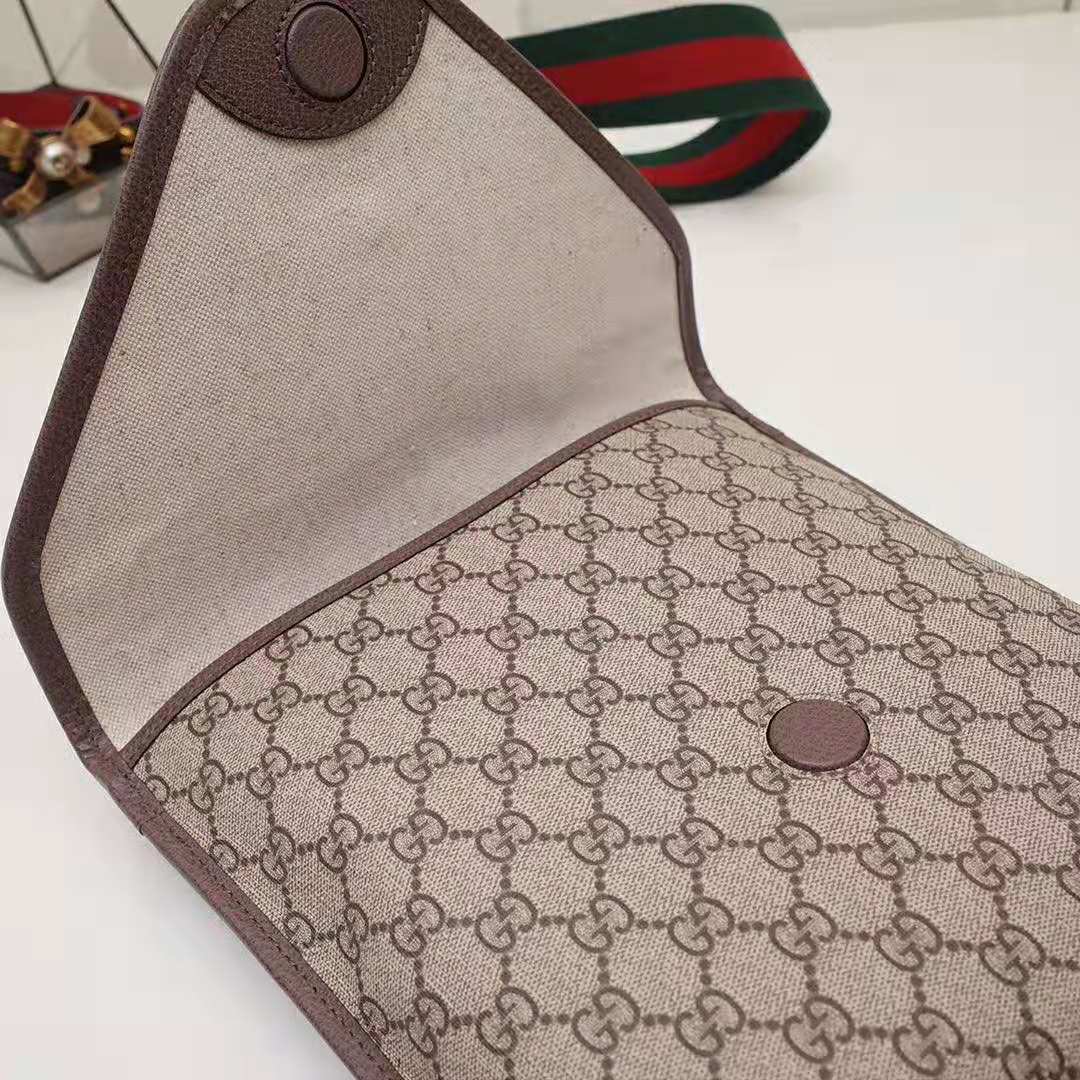 Gucci GG Unisex Neo Vintage GG Medium Messenger in Beige/Ebony GG Supreme Canvas