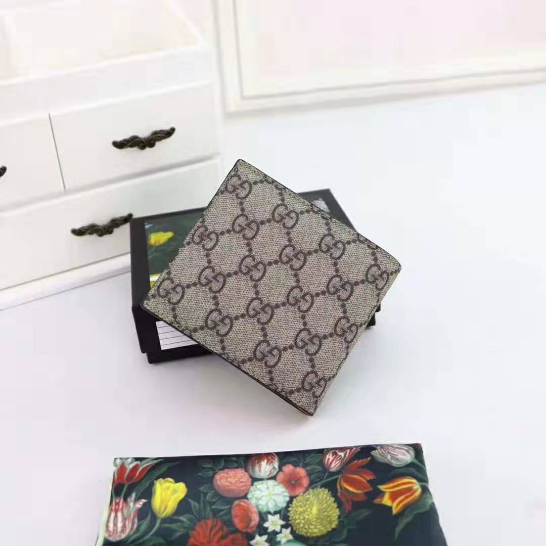 Gucci GG Unisex Neo Vintage GG Supreme Wallet in Beige/Ebony GG Supreme Canvas