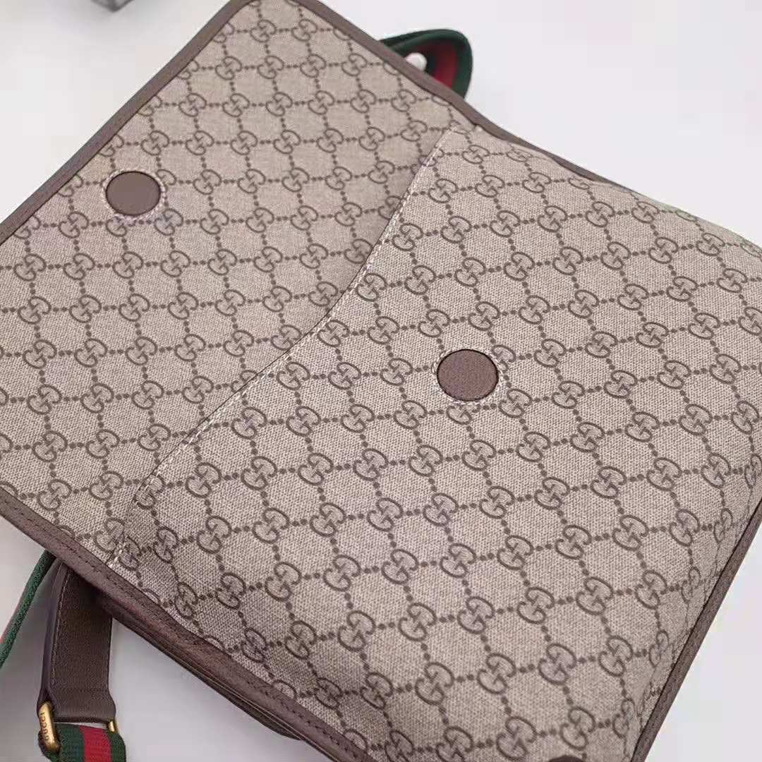 Gucci GG Unisex Neo Vintage Messenger Bag in Beige/Ebony GG Supreme Canvas