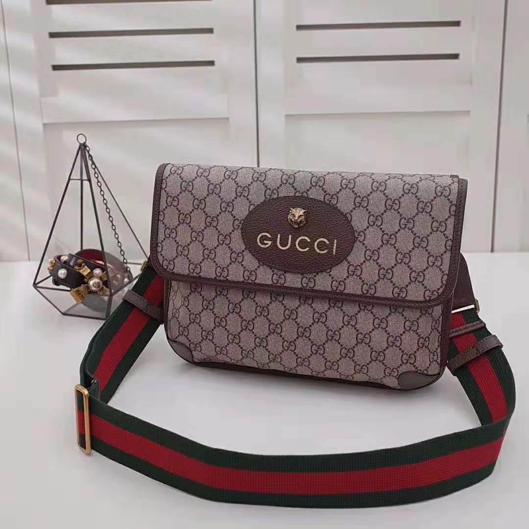 Gucci GG Unisex Neo Vintage Messenger Bag in Beige/Ebony GG Supreme Canvas
