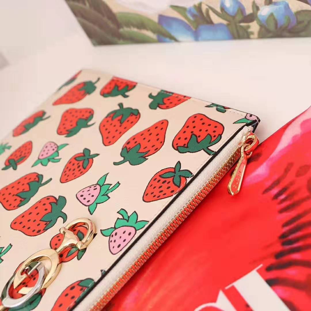 Gucci GG Women Gucci Zumi Strawberry Print Pouch in Ivory Leather