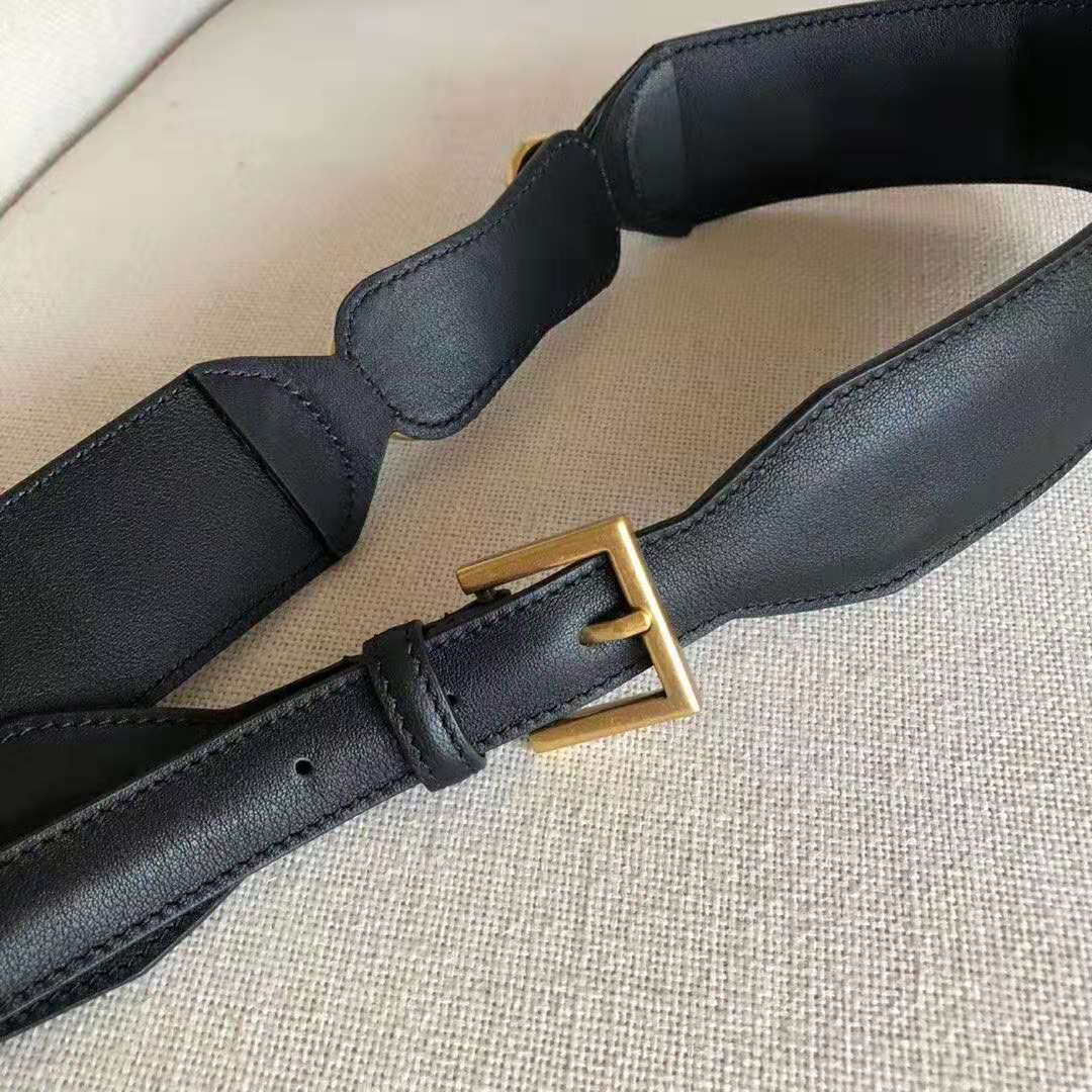 Gucci Unisex Leather Belt with Horsebit in Black Smooth Leather