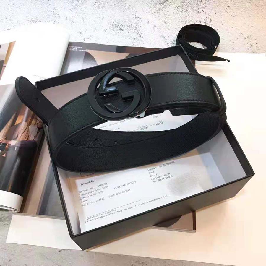 Gucci Unisex Leather Belt with Interlocking G in Black Leather