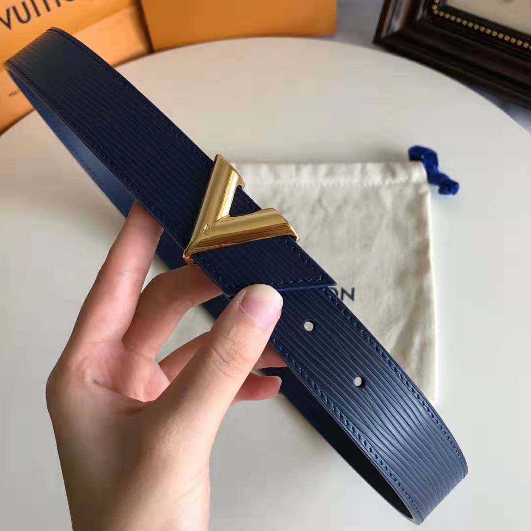 Louis Vuitton LV Unisex Essential V 30mm Belt in Epi Calf Leather-Black