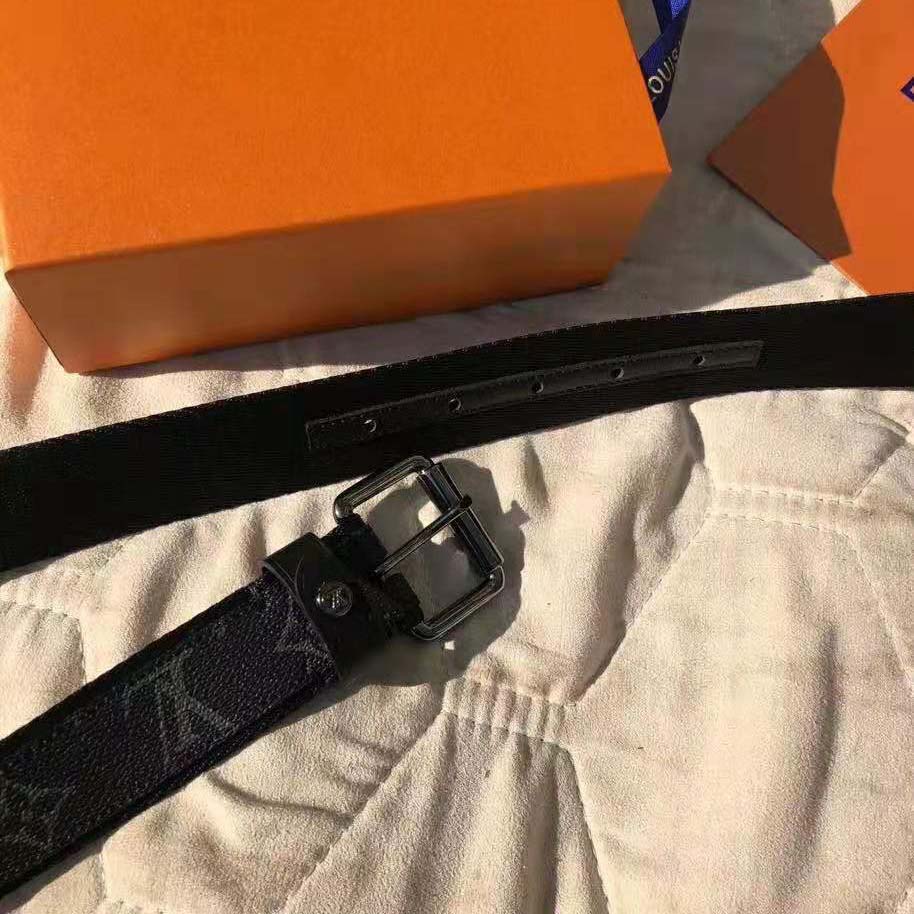 Louis Vuitton LV Unisex Signature Extra Long 35mm Belt-Grey