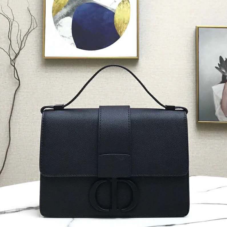 Dior Women 30 Montaigne Bag Black Grained Calfskin CD Clasp