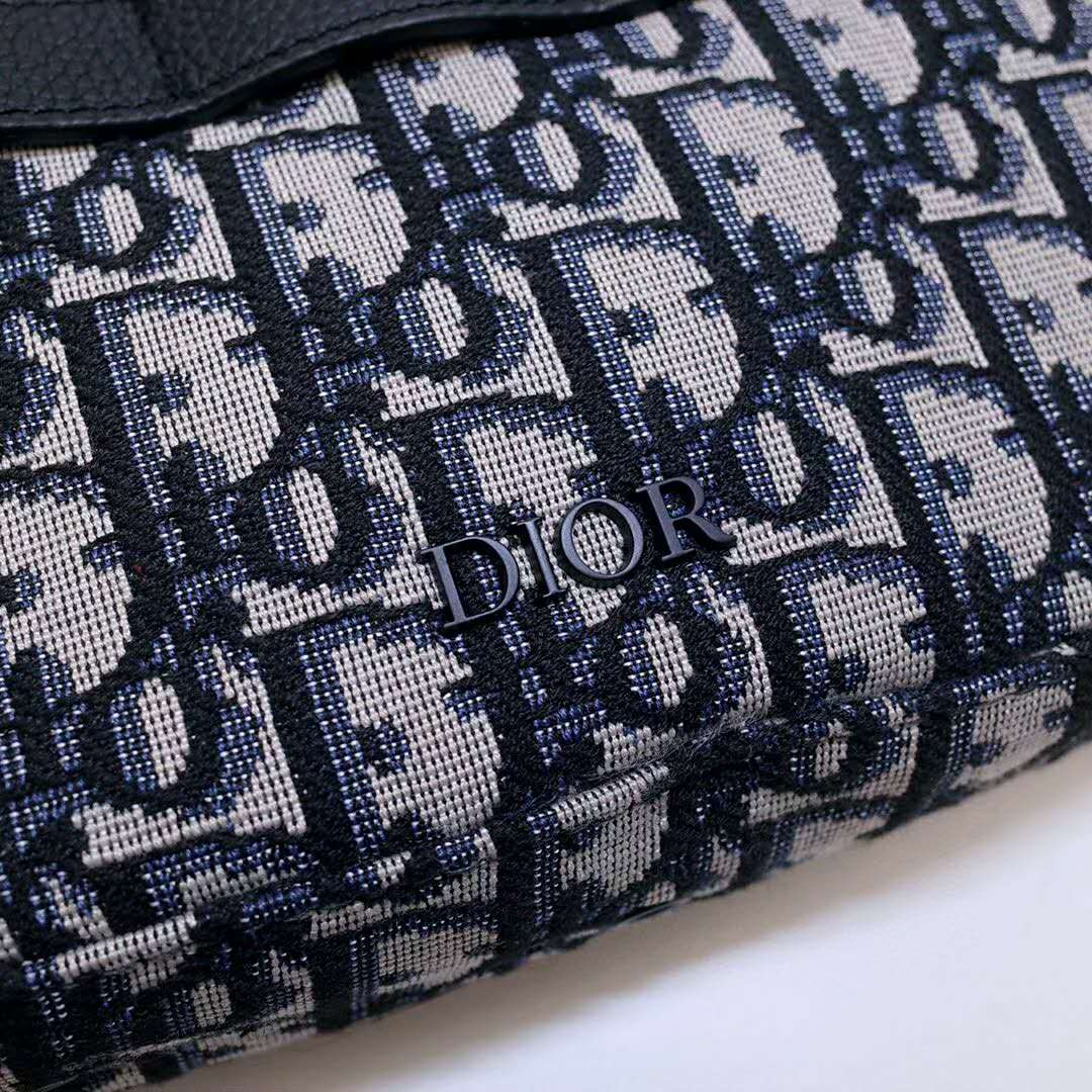 Dior Unisex Safari Messenger Bag Grained Black Calfskin Dior Oblique Jacquard