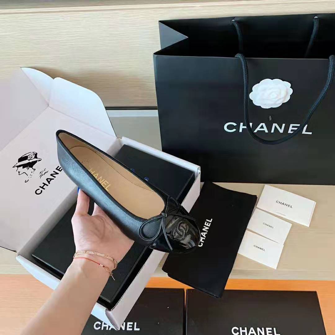 Chanel Women Ballerinas Lambskin & Patent Calfskin Black 1 cm Heel