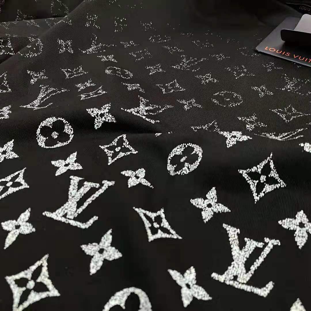 Louis Vuitton Women LVSE Monogram Gradient T-Shirt Cotton Regular Fit Black and White