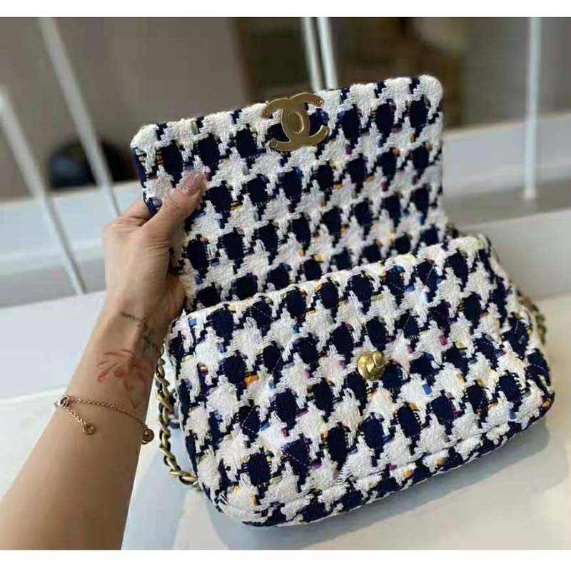 Chanel Women 19 Flap Bag Tweed Gold Silver-Tone Ruthenium-Finish Metal Ecru Navy Blue Multicolor