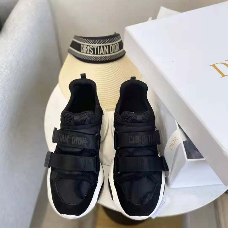 Dior Women D-Wander Sneaker Black Dior Oblique Technical Fabric