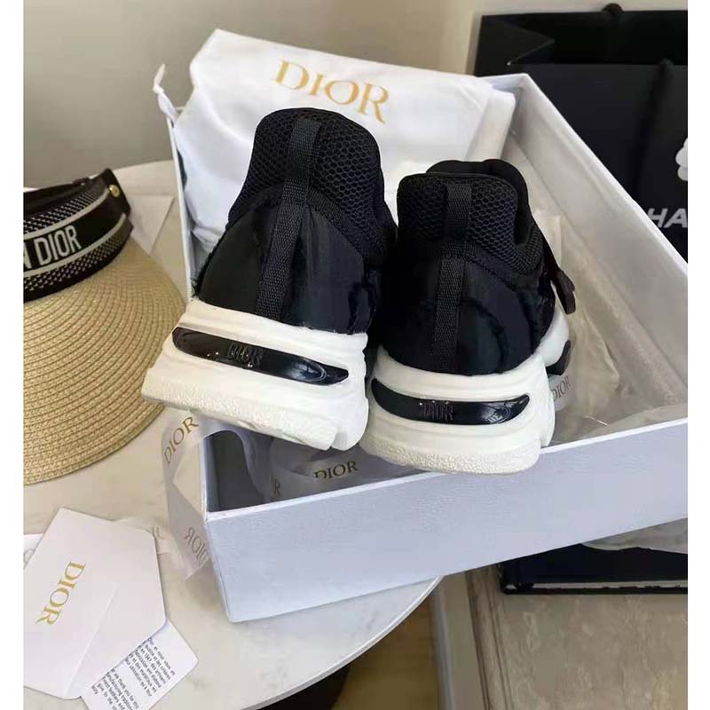 Dior Women D-Wander Sneaker Black Dior Oblique Technical Fabric