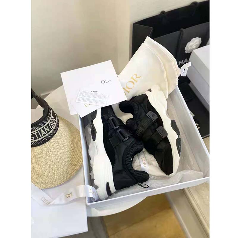 Dior Women D-Wander Sneaker Black Dior Oblique Technical Fabric