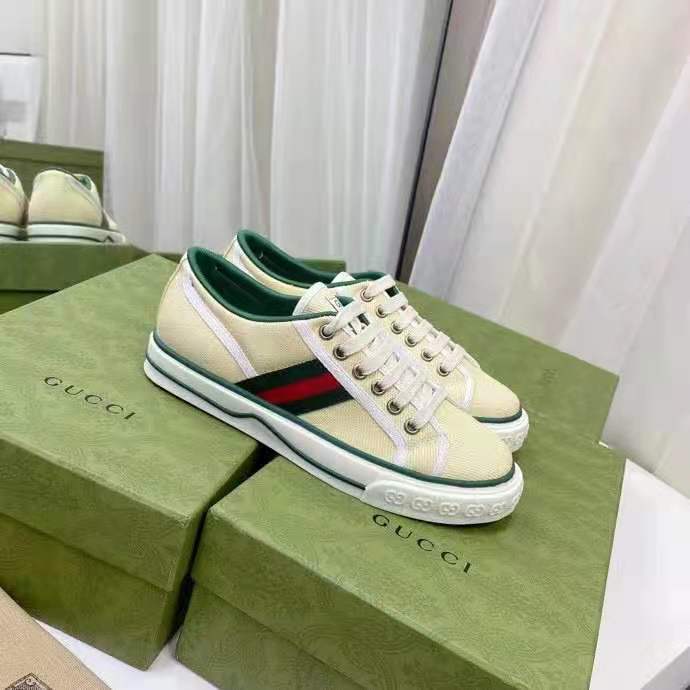 Gucci GG Unisex Gucci Tennis 1977 Sneaker Butter Cotton Green and Red Web
