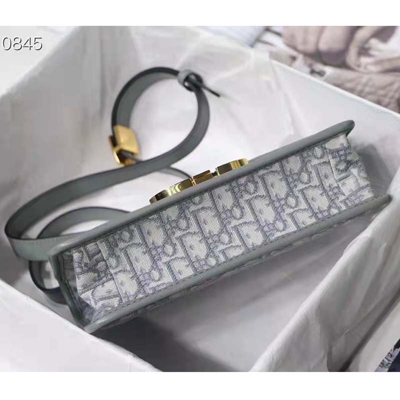 Dior Women 30 Montaigne Bag Gray Dior Oblique Jacquard