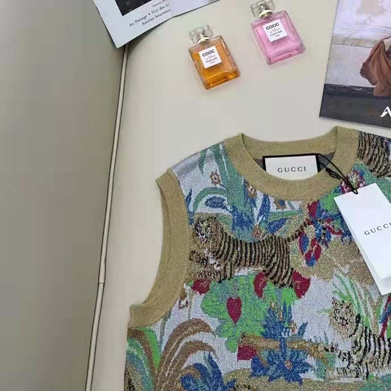 Gucci Men GG Tiger Jacquard Vest Gold Green Tiger Flower Extra Fine Lurex Crewneck