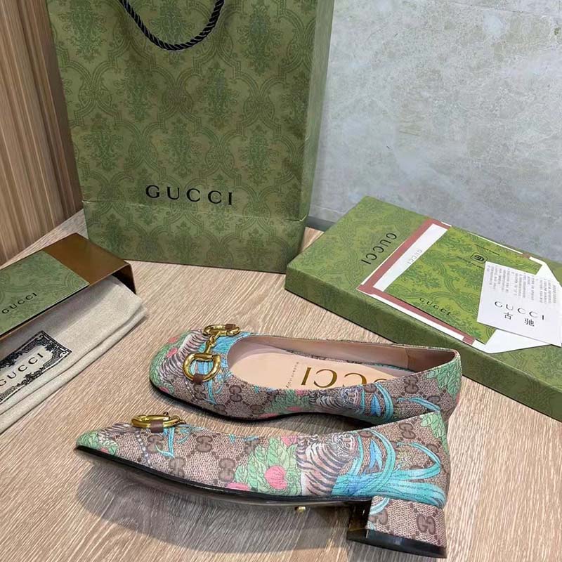 Gucci Women GG Tiger Ballet Flat Horsebit Tiger Flower Beige Ebony Supreme Canvas