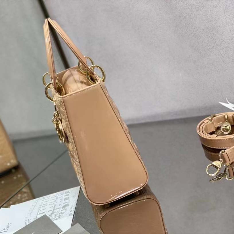 Dior Women Medium Lady Dior Bag Rose Des Vents Patent Cannage Calfskin